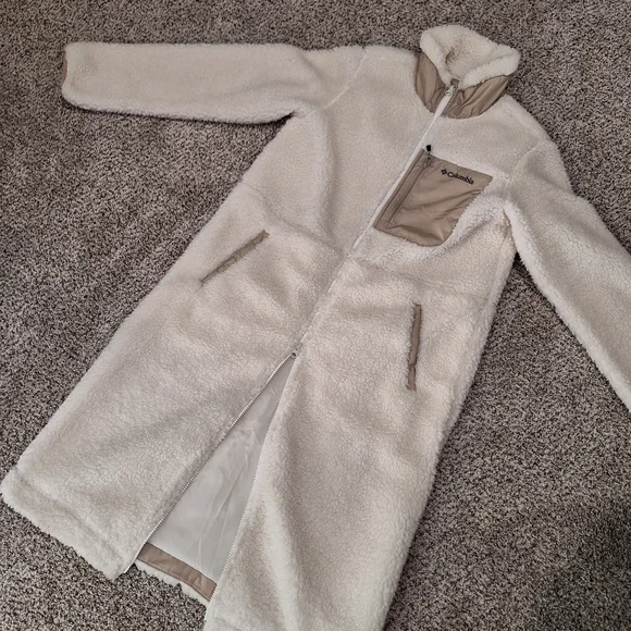 Columbia Cream Teddy Jacket - Picture 9 of 13